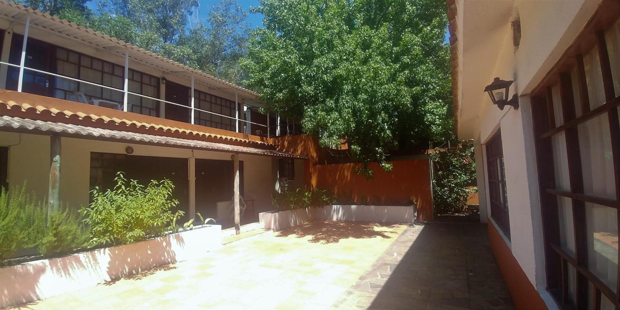 Hotel La Ballena Пунта Балена Екстериор снимка